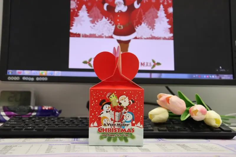 クリスマスイブのリンゴ