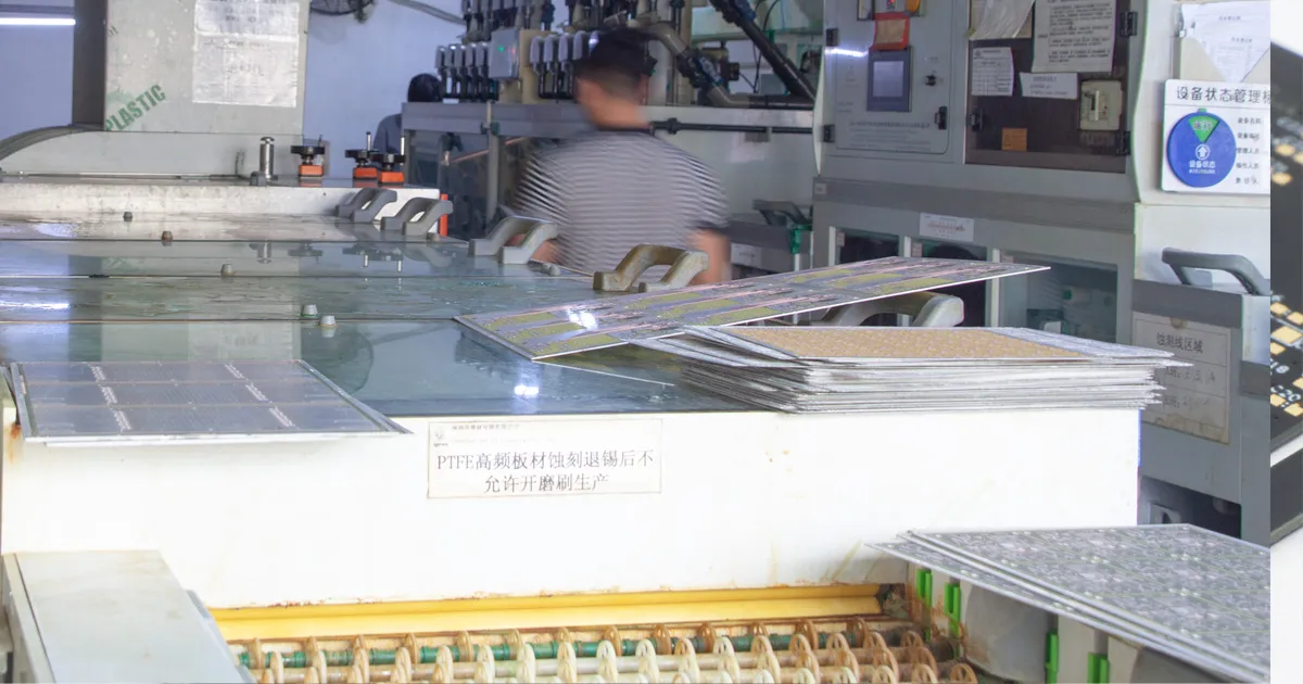 高周波PCB製造：技術とアプリケーションの説明